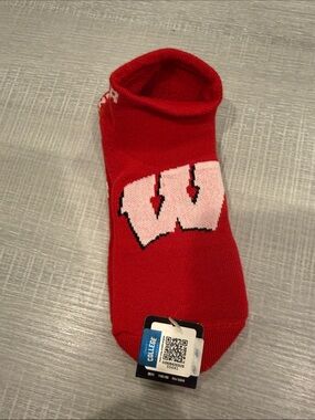 Red UW  Madison Wisconsin 'W' Low-Cut Sock by Under Armour. Women’s size s